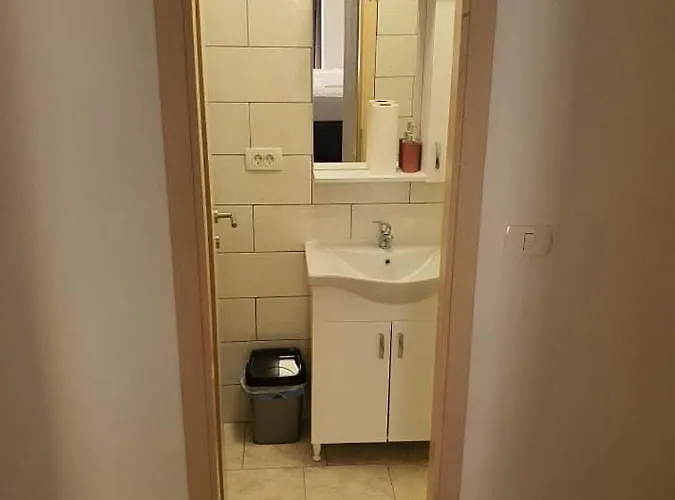 Aldi 3